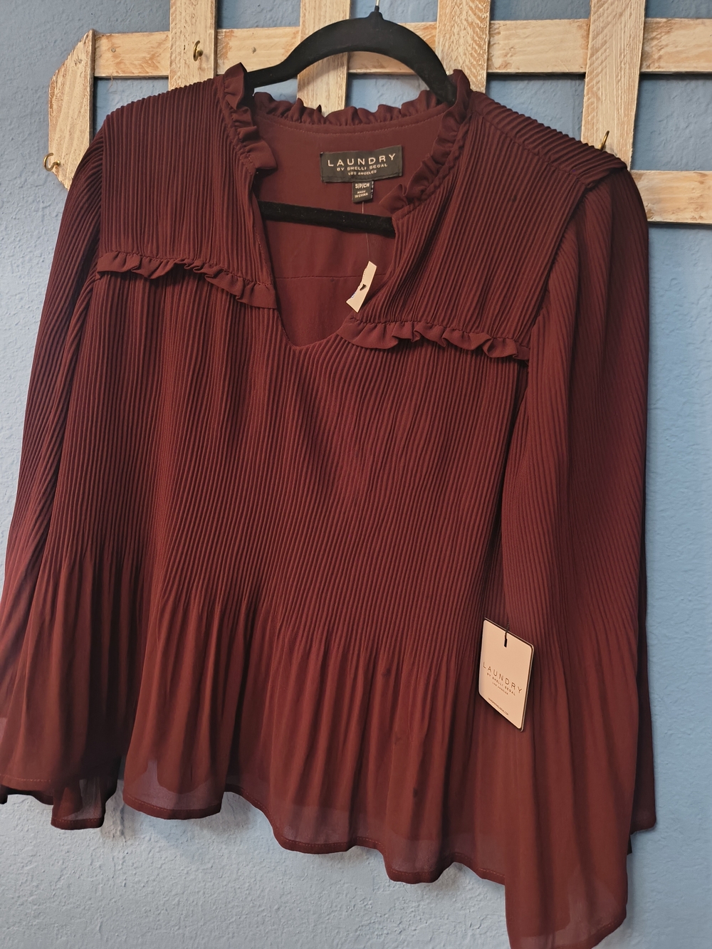 Laundry By Shelli Segal Burgundy Pleated Ruffle Long-Sleeve Blouse